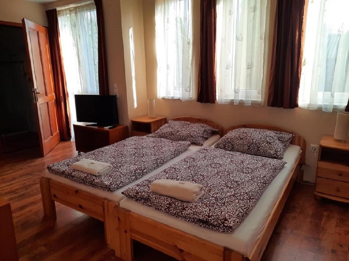 Ponty-Poronty Vendégház Nagybaracska Extérieur photo