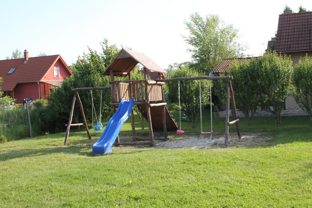 Ponty-Poronty Vendégház Nagybaracska Extérieur photo